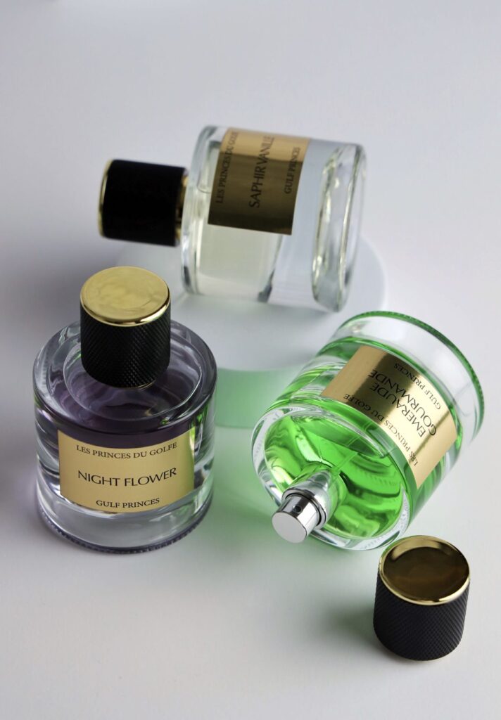 trois parfums orientaux fleurs du golfe couchées