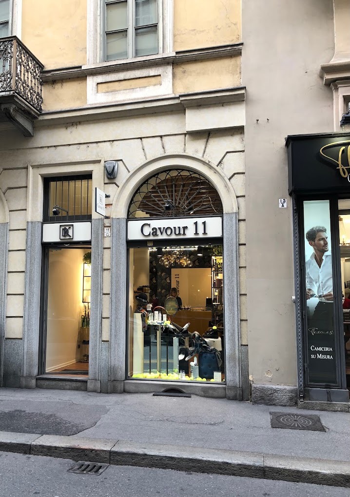 cavour11-Boutique-Les-Fleurs-du-golfe